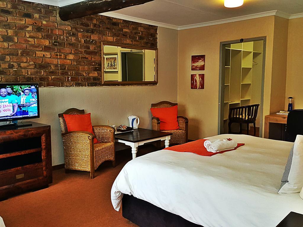 Midrand Guesthouse - Tasa Exterior photo